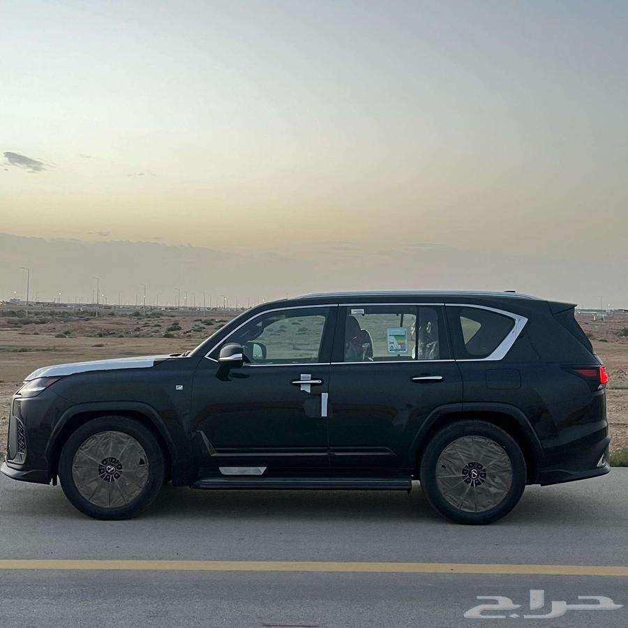 ليكزس LX 600 F SPORT 202563381617467137111