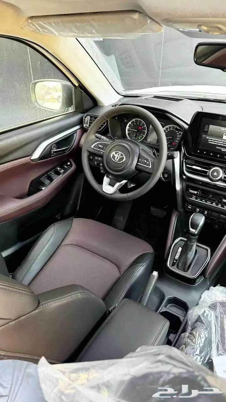 تويوتا اوربان GLX فل كامل 2025 كاش او اقساط63617866881666111