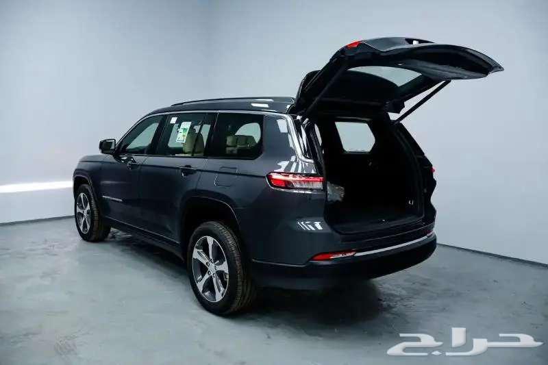 Jeep Grand Cherokee Limited 3.6 Model 202363617876876034114