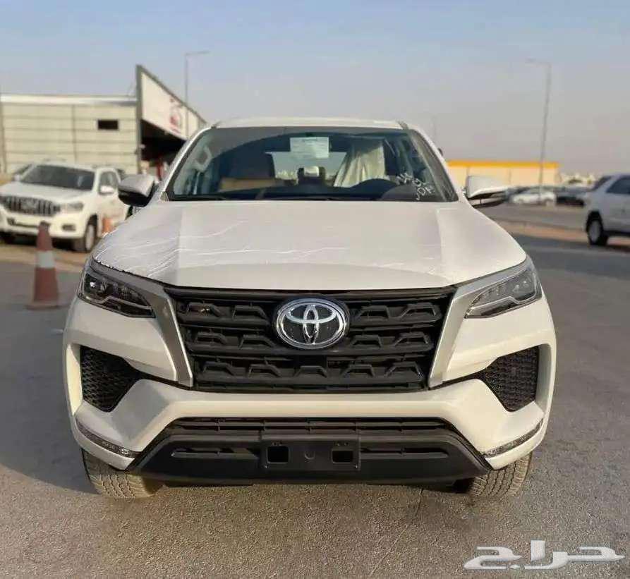 Toyota Fortuner (VX1) Gasoline 6 Cylinder 202563617874013953111