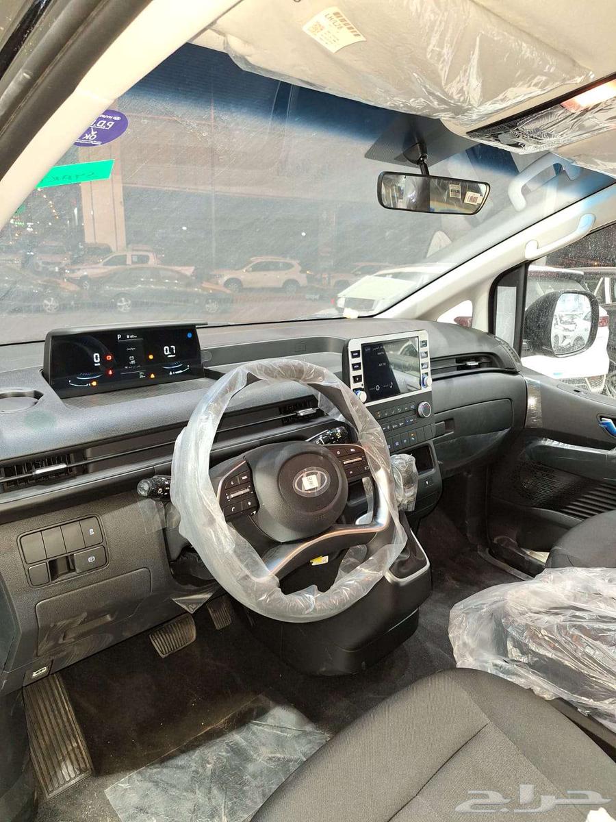 Hyundai Staria Diesel 9-Seater Automatic 202563617865291137112
