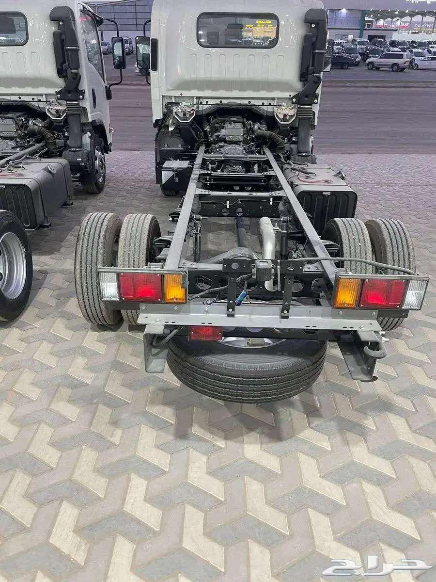 Isuzu 2025 Dina 4 Ton Short Chassis 4.35 Cash and Installments63617867608451112