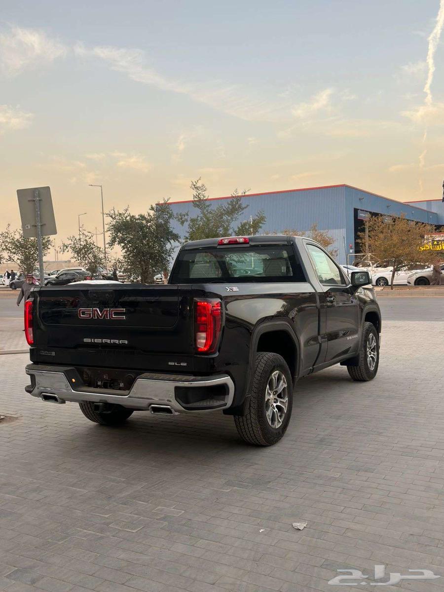 GMC Sierra SLE 2025 Model with Transfer Gear63617877037698113
