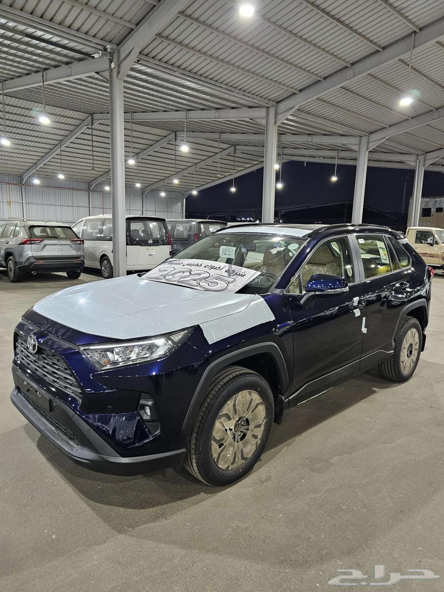 Toyota RAV4 LE Double Model 202563624764774915111