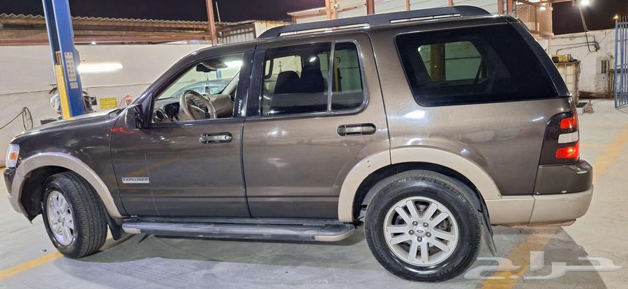 Ford Explorer 200863617973333761111