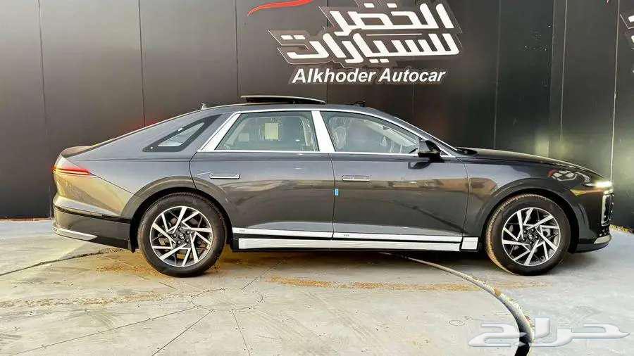 Azera Classic 2025 Gray Metallic Color Lowest Price in the Kingdom Offer Available63617958630915112