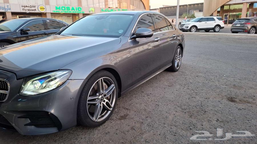 Mercedez E300 just 72000km millage63617975767939112