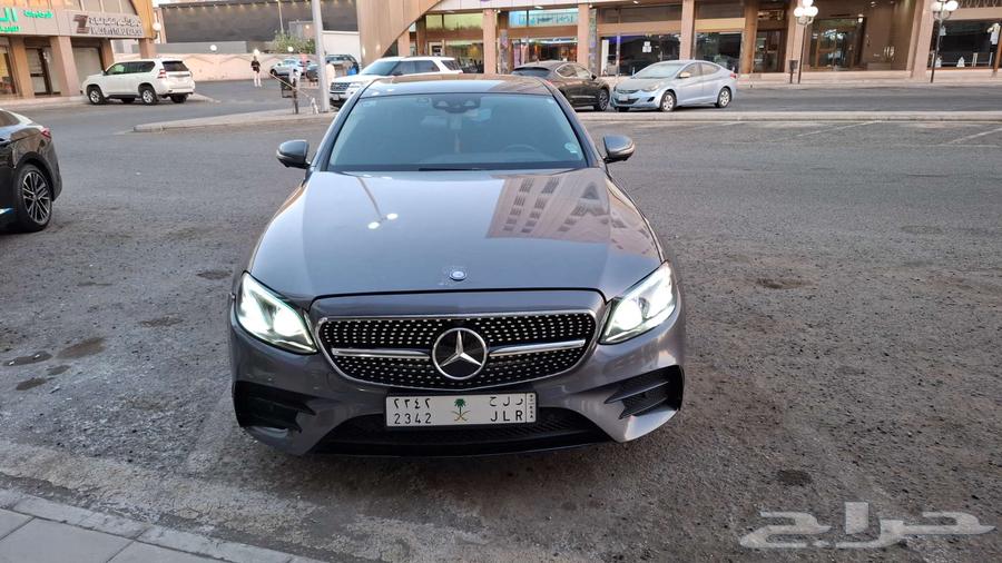 Mercedez E300 just 72000km millage63617975767939111
