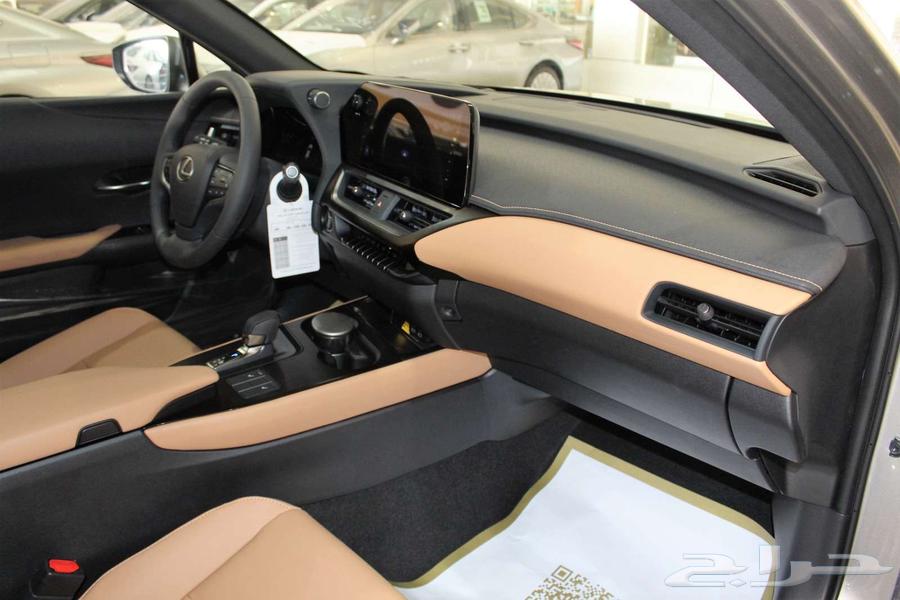 لكزس - UX300 Ch هايبرد - 2025 - خليجي - فل كامل63617967803393114
