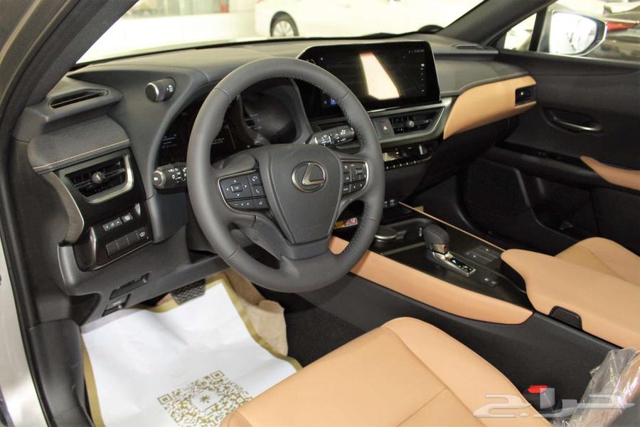 لكزس - UX300 Ch هايبرد - 2025 - خليجي - فل كامل63617967803393113