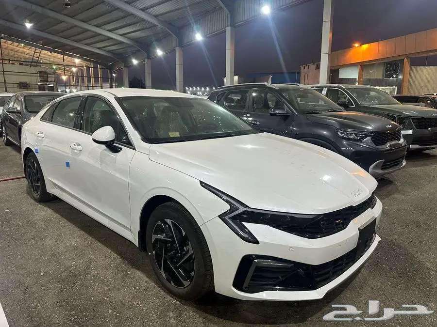 كيا K5 نص فل هايبرد موديل 2024 أقساط او كاش63617870902146112