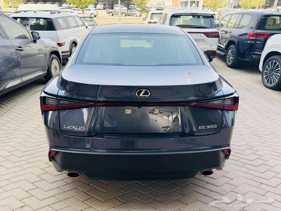 عرض خاص لكزس is350 cc 2024 بالنقد والتقسيط63617955446019113