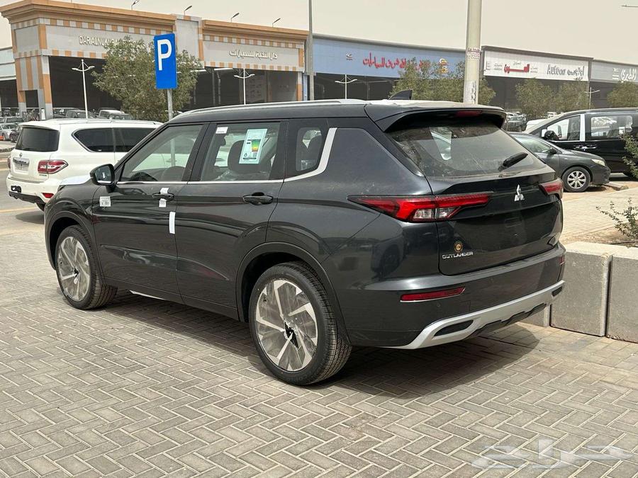 ميتسوبيشي اوتلاندر نص فل 2025 عازل حراري مجانا63617955973377114