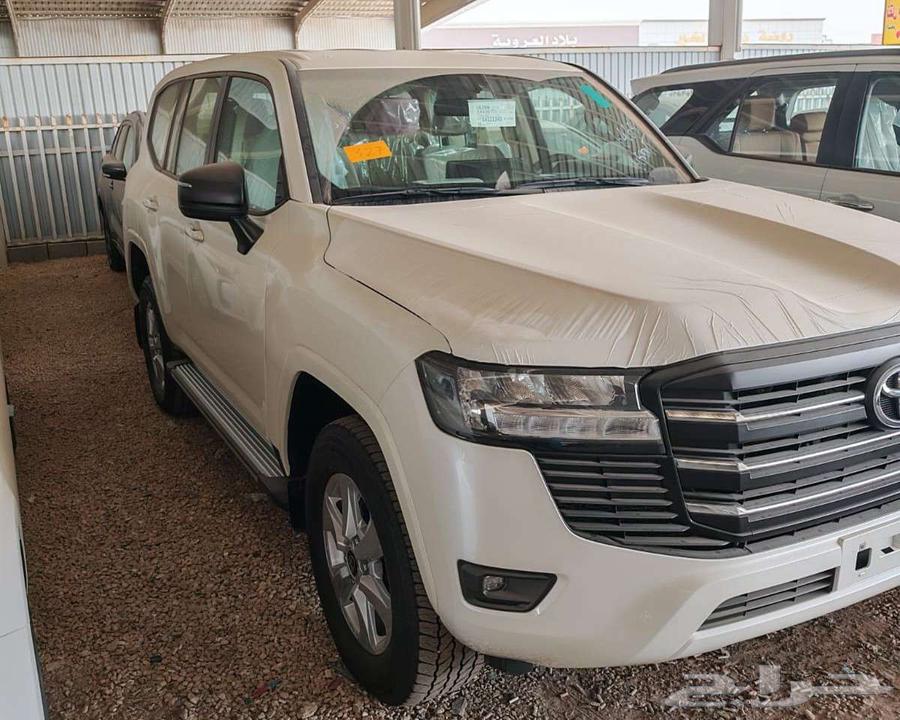 Toyota Land Cruiser Standard Diesel 202563617877181570111