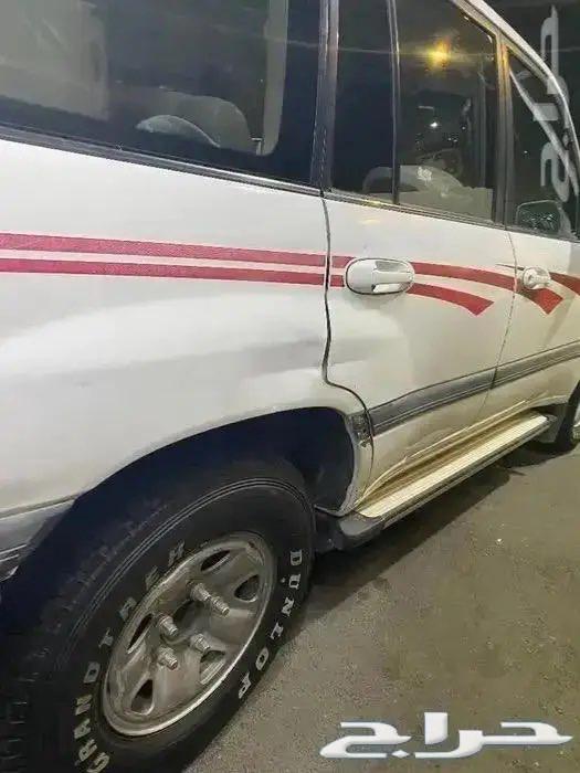 لاندكروزر 9963654647249026110