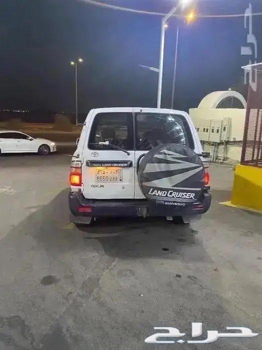 لاندكروزر 9963654647249026113