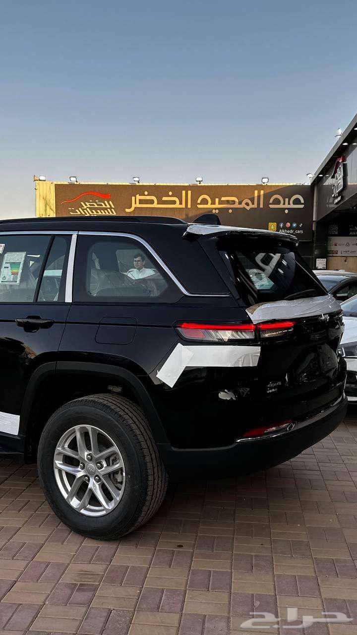 Jeep Grand Cherokee Laredo 2025 Available at Al-Khodair Cars Company63621649465218111