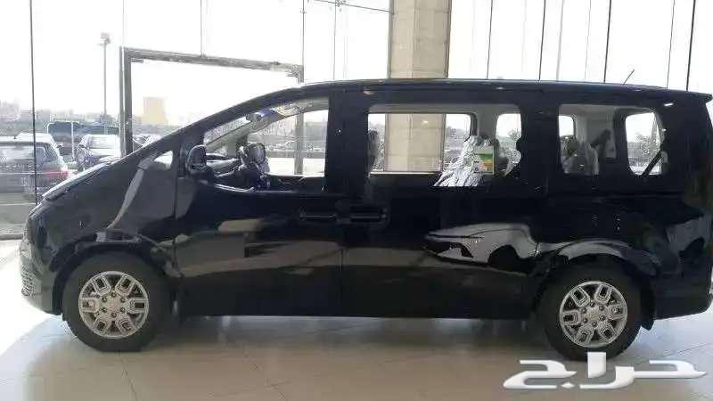 هيونداي ستاريا ديزل 9 راكب 2025 عرووض خاصه للكمياات63619888450691112