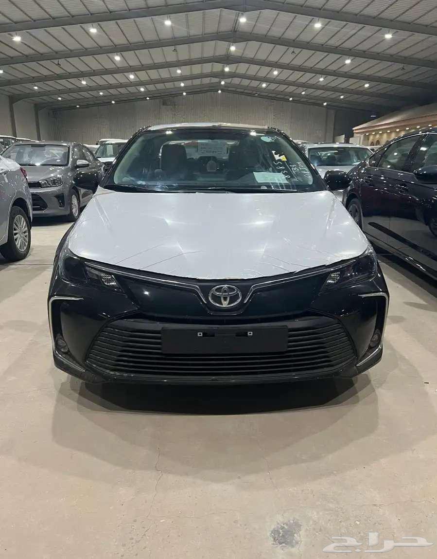 تويوتا كورولا XLI 2.0 طيس بنزين 202563620155561858113