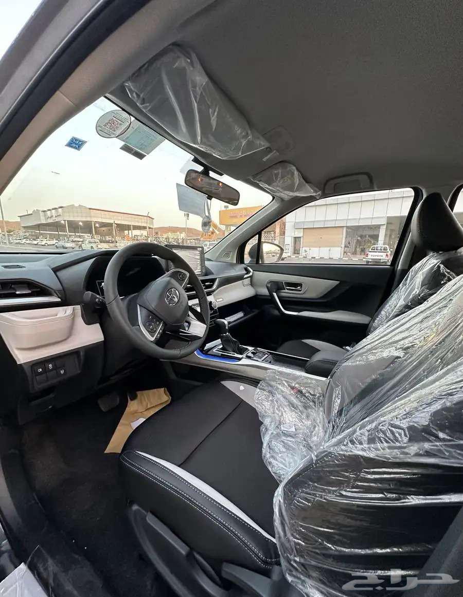 تويوتا فيلوز GLX بنزين فل كامل 2025 سعودي اصفار63625176290945114