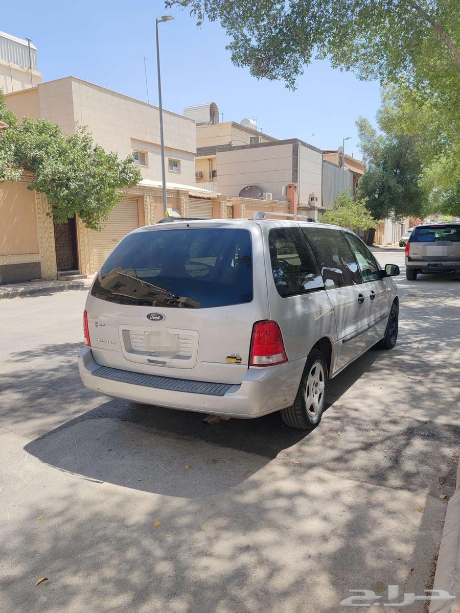 سيارة عائلية للبيع63654635695490113