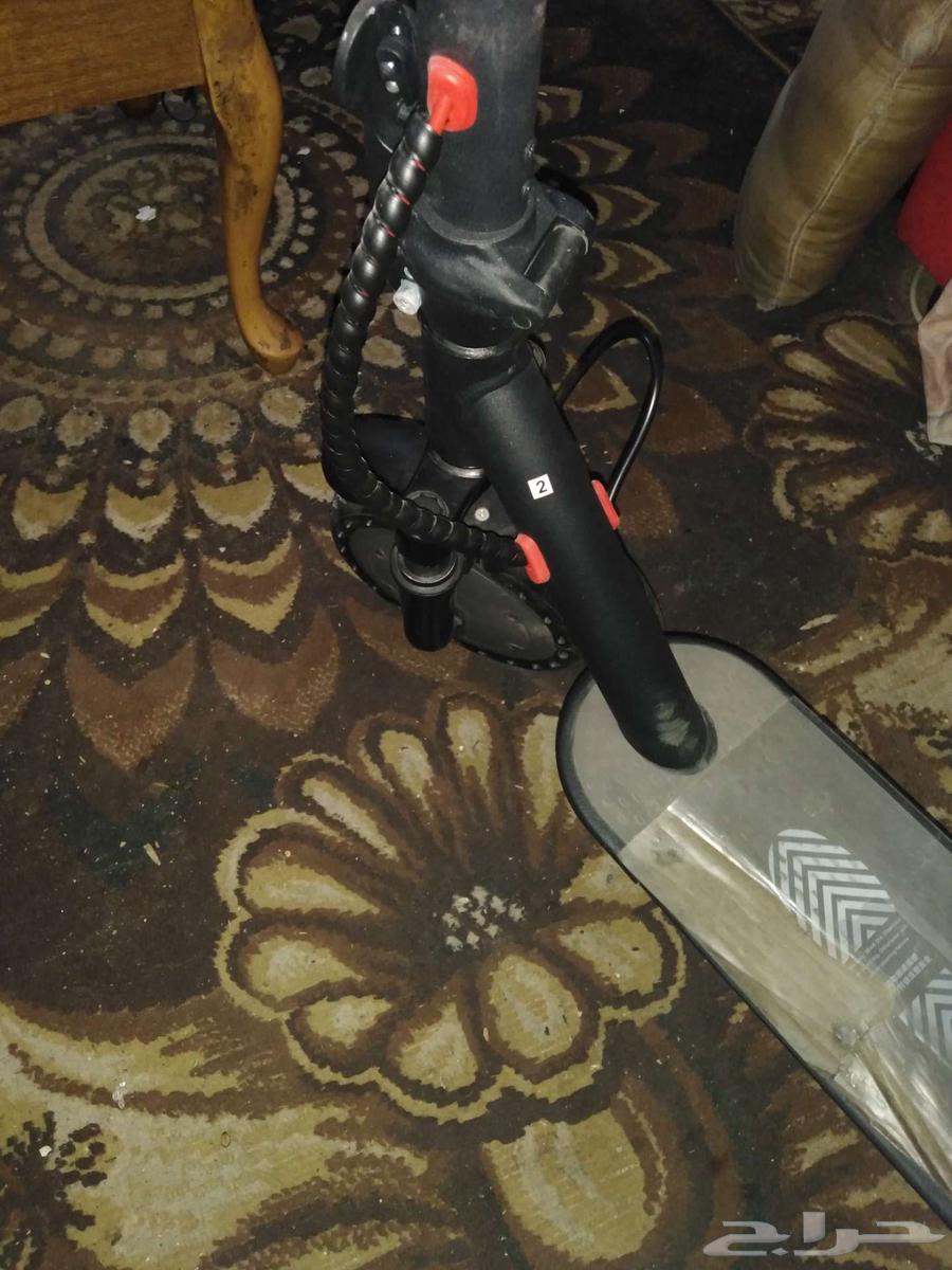 New scooter for sale (used only 4 hours)63618763431171111
