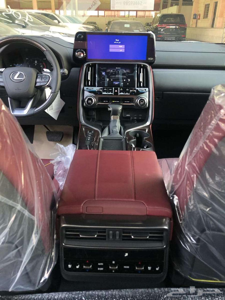 تتوفر فئات جيب لكزس 2025 اصفار LX600 اصفار لمبيعات البنوك63656114785922112