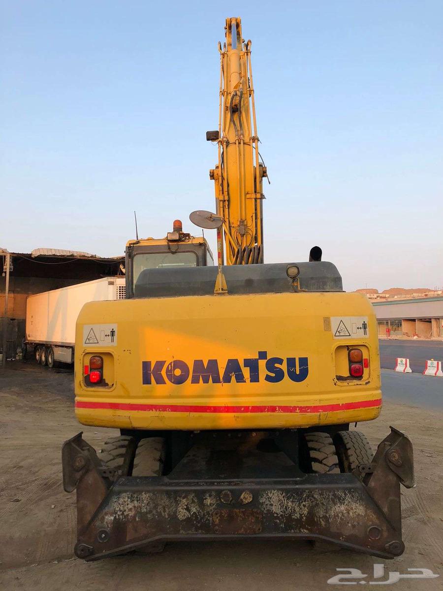 Komatsu 180 Bulldozer 2007 Model, Rawad Exhibition63620573437825113
