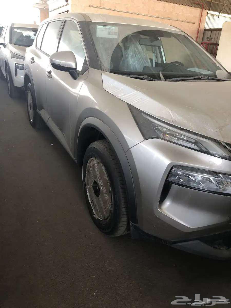 نيسان اكس تريل 5 ركاب بدون دبل 2025 ( كاش   أقساط )63622125193218111