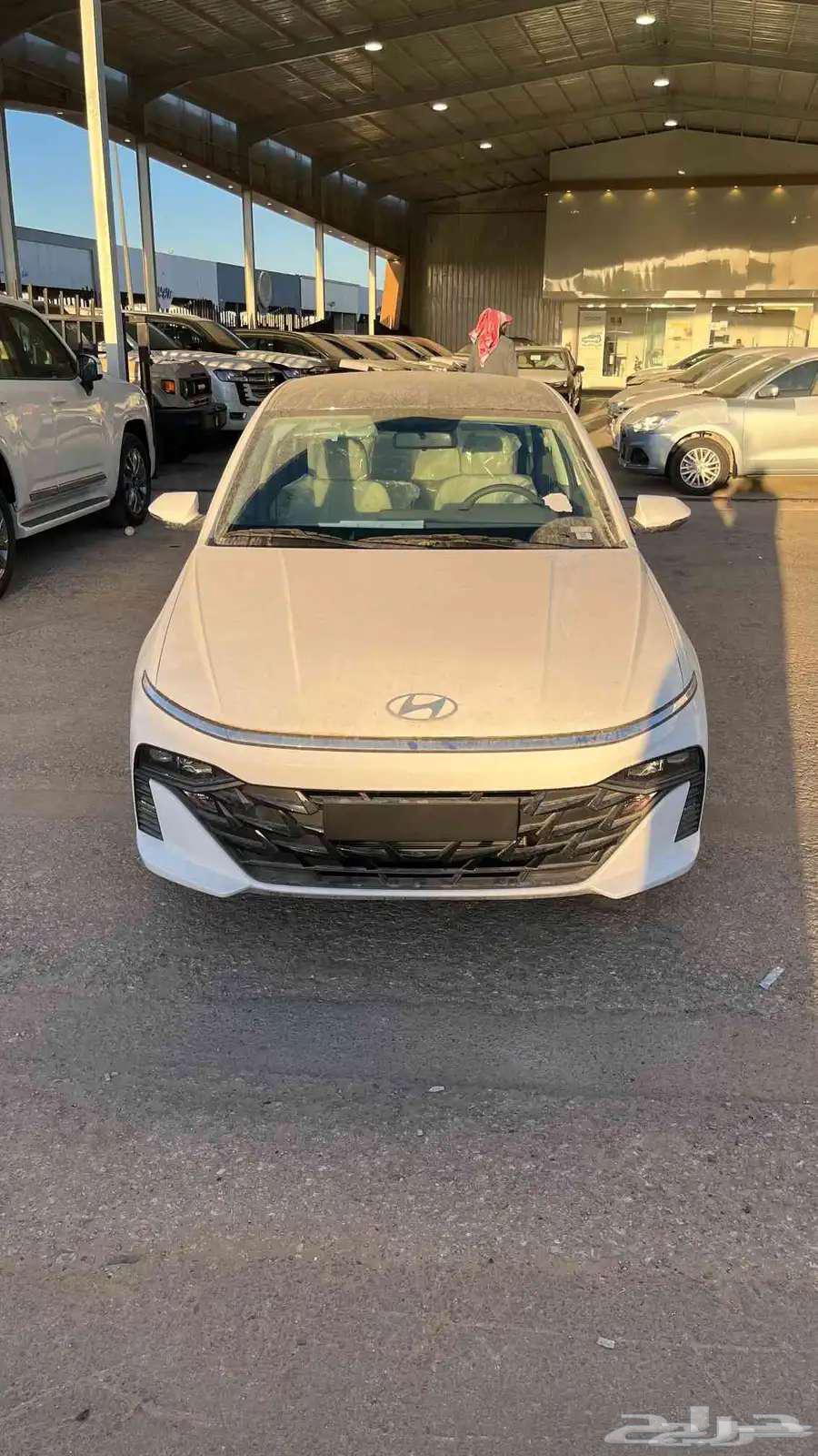 Hyundai Accent Flat 202563618934174850111