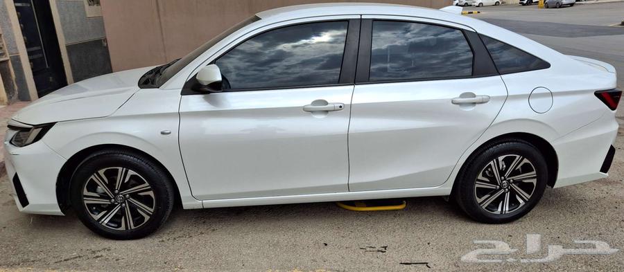 Yaris 2023 Y Plus63654648978818111