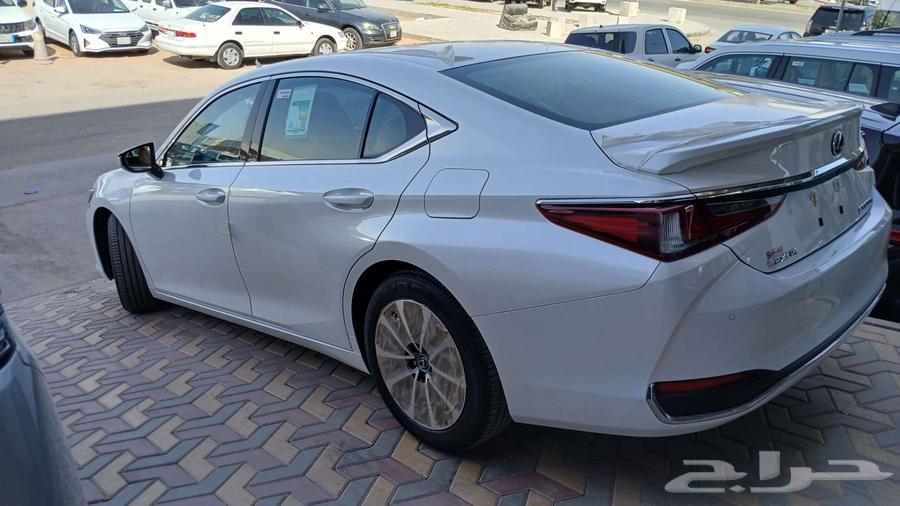 لكزس ES300h هايبرد 2024 سعودي63624112153987114