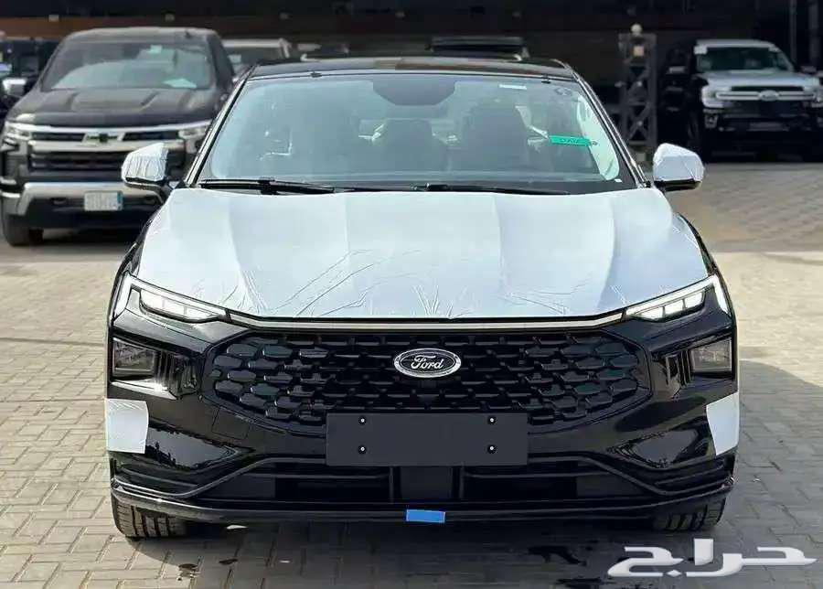 فورد تورس امبيانتي ستاندر 2025 اللون اسود63622054314241111