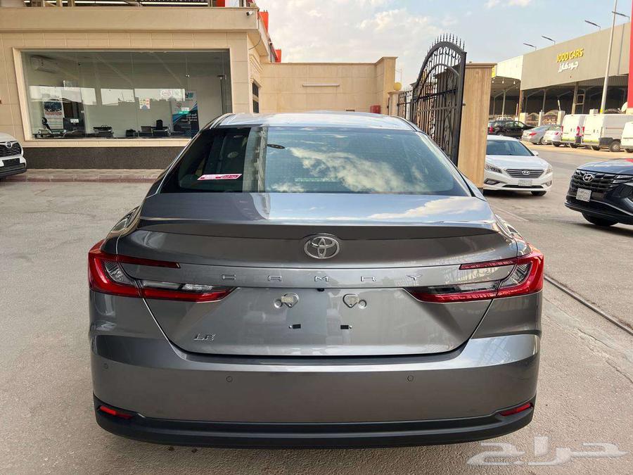 تويوتا كامري LE بنزين 2025 متاح اقساط و كاش63623946420098114