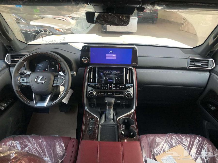 تتوفر فئات جيب لكزس 2025 اصفار LX600 اصفار لمبيعات البنوك63656114785922114