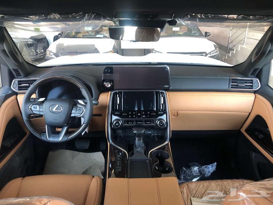 تتوفر فئات جيب لكزس 2025 اصفار LX600 اصفار لمبيعات البنوك63656114785922111