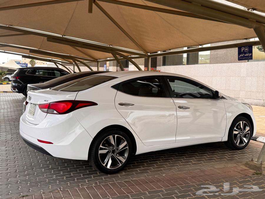 2015 Elantra GLS 2000cc full option clean used63618447156611111