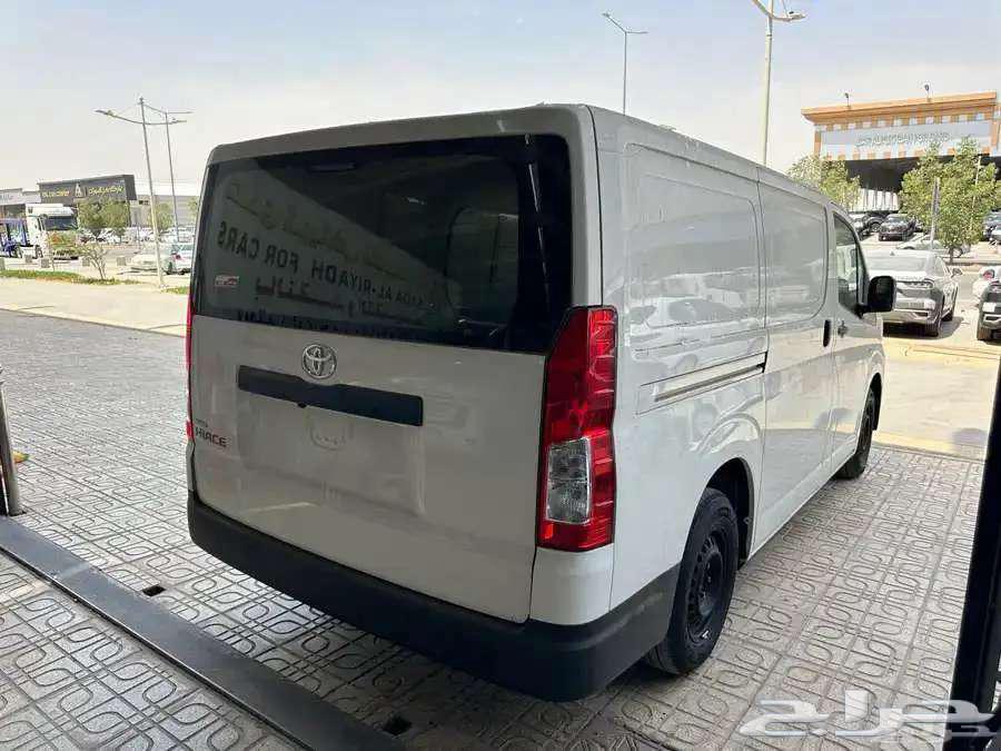 Toyota Hiace Cargo Diesel Manual Transmission Low Roof 2025 Cash and Installment63619423480323113