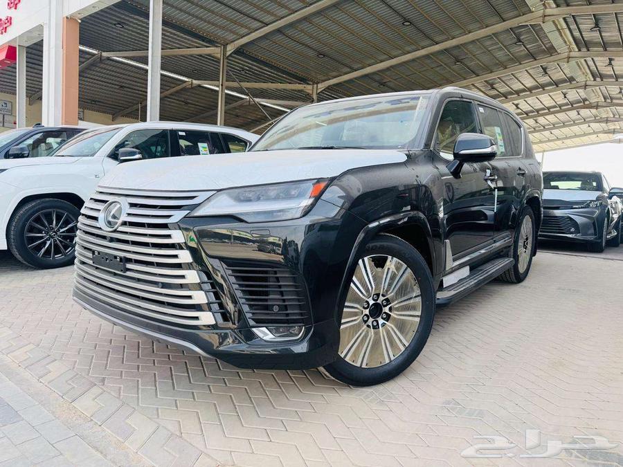 Special offer for 2025 Lexus LX600BB Gulf model, cash and installment available.63619968680193111