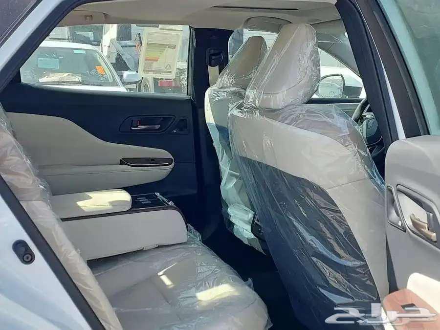 Toyota Crown Premium 202563622054342147112