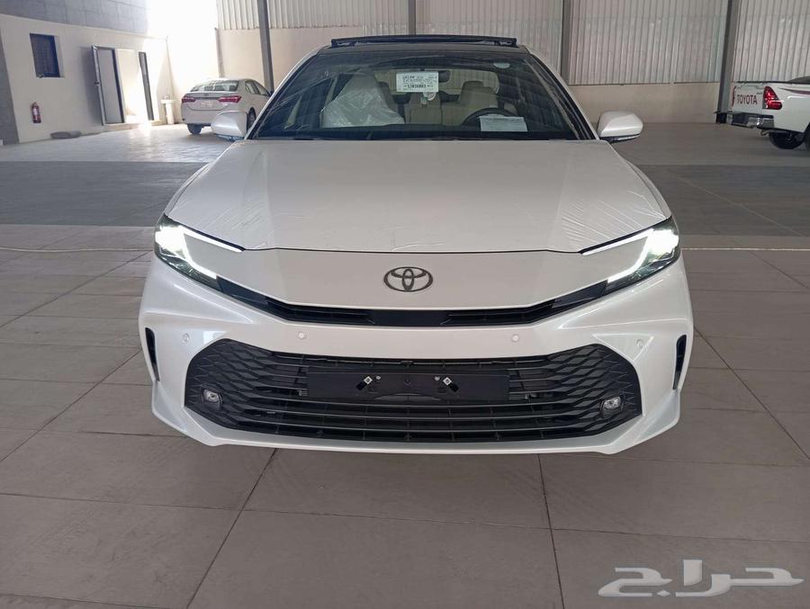 Toyota Camry LE Hybrid 202563620319219330111