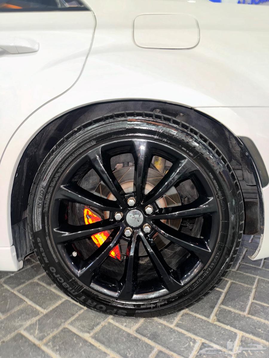 Chrysler SRT 201363654898649218112