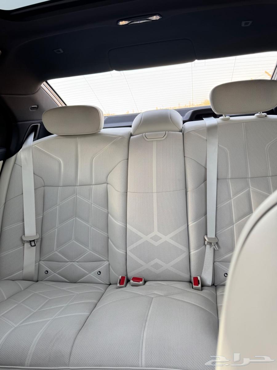 BMW 740i 2024 شبه جديده للبيع63654659409537111