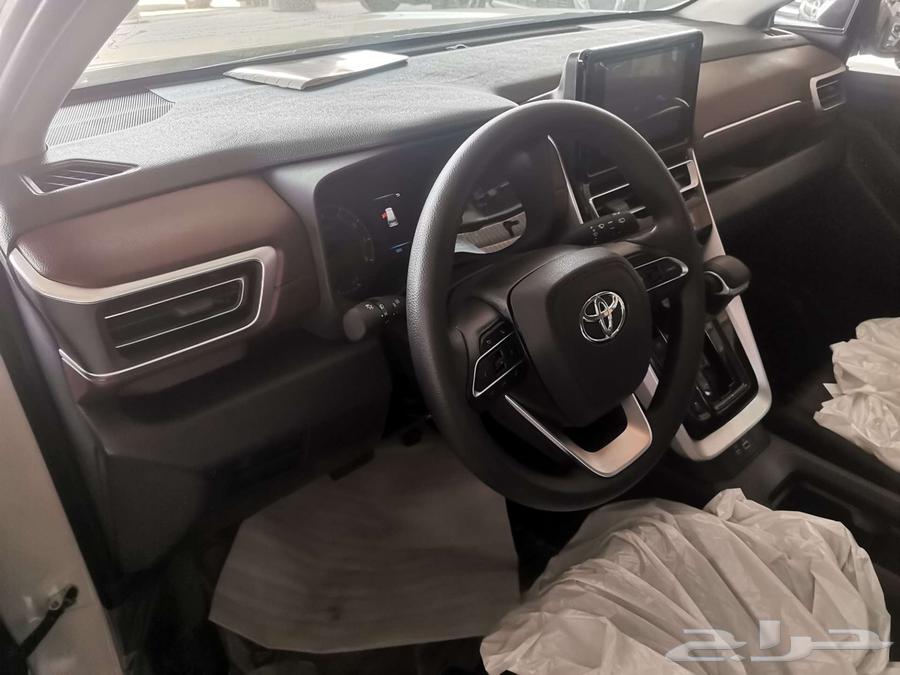 Toyota Innova Petrol White Saudi 202563654665480835114