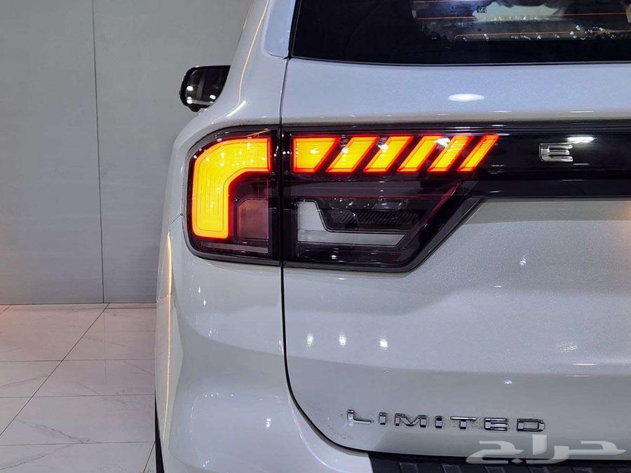 Ford Everest Limited 2025 installments with Khalid Company63654666011779114