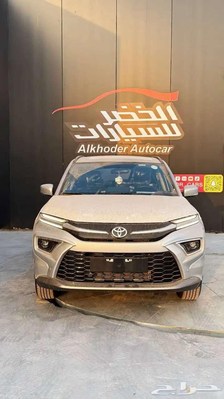 Toyota Urban GL Standard 2025 SUV on Installments63654911736579110