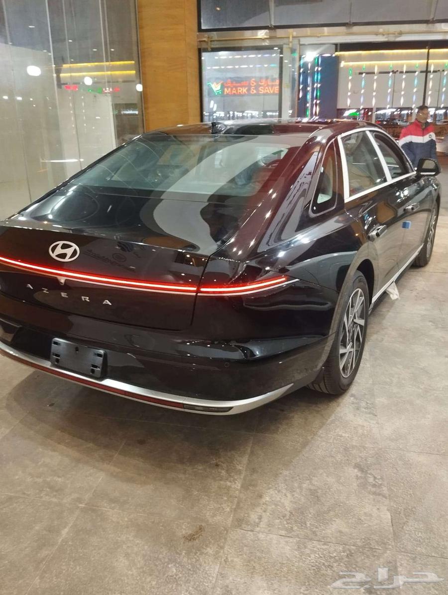 هيونداي ازيرا كلاسيك ستاندر 2025 اللون اسود63655045504129114