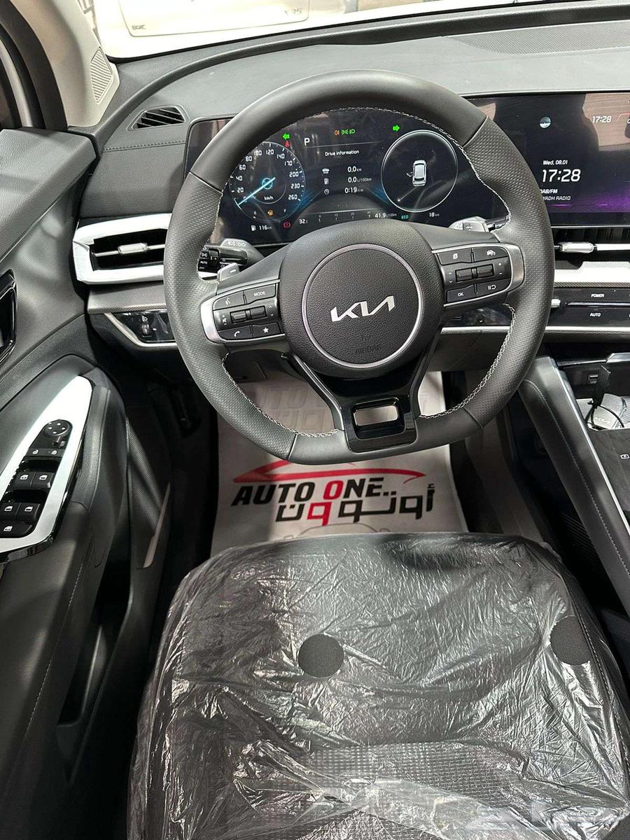 كيا سبورتاج استاندر ونص فل موديل 25 كاش وتقسيط63655057075073113