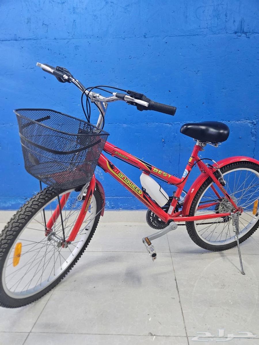 Two bicycles wheel63624444013443112