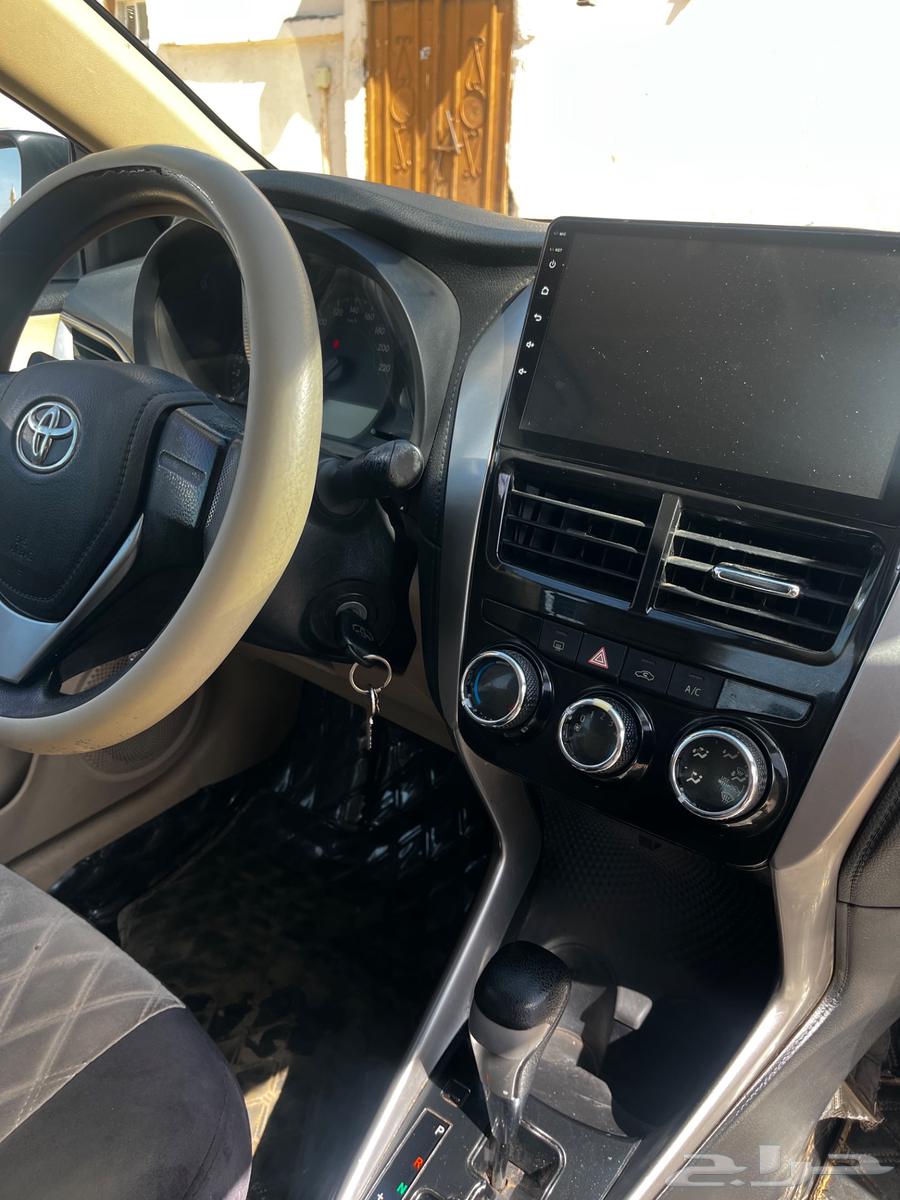 Yaris63654915854467112